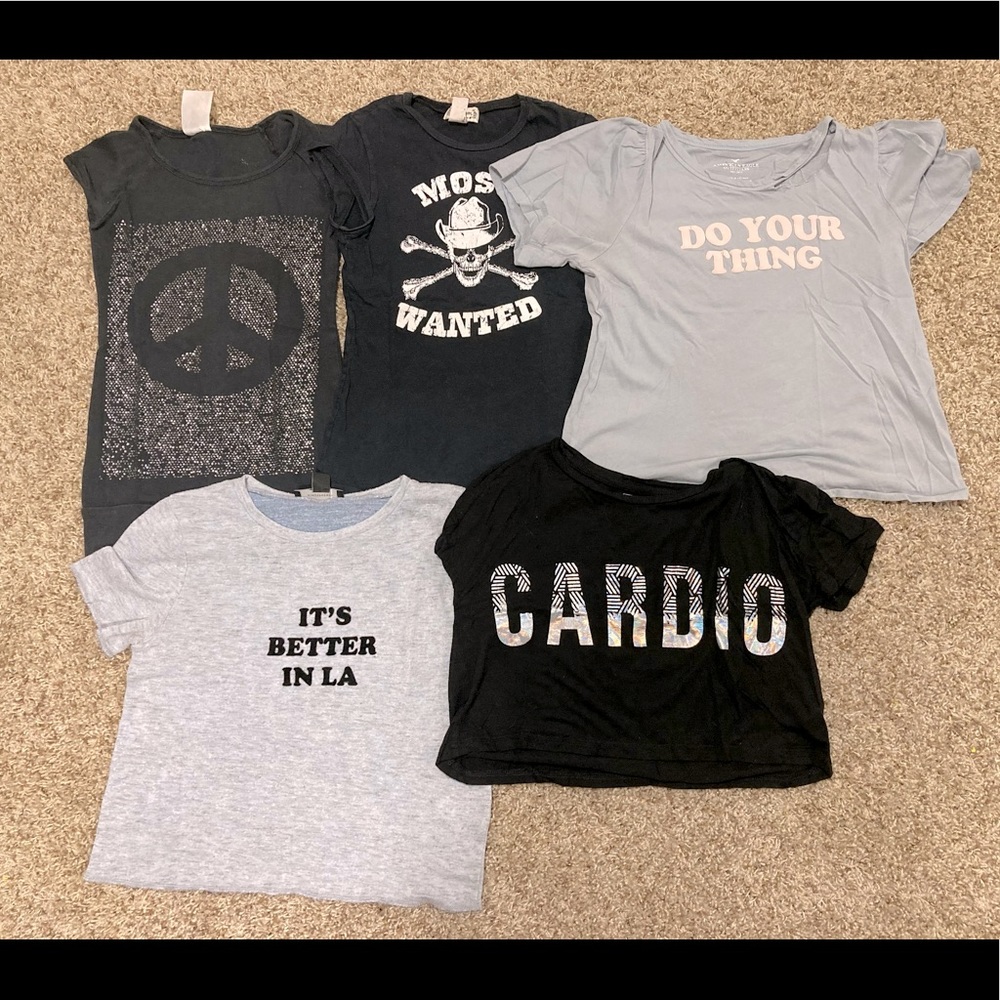 Women’s casual tops. Size S